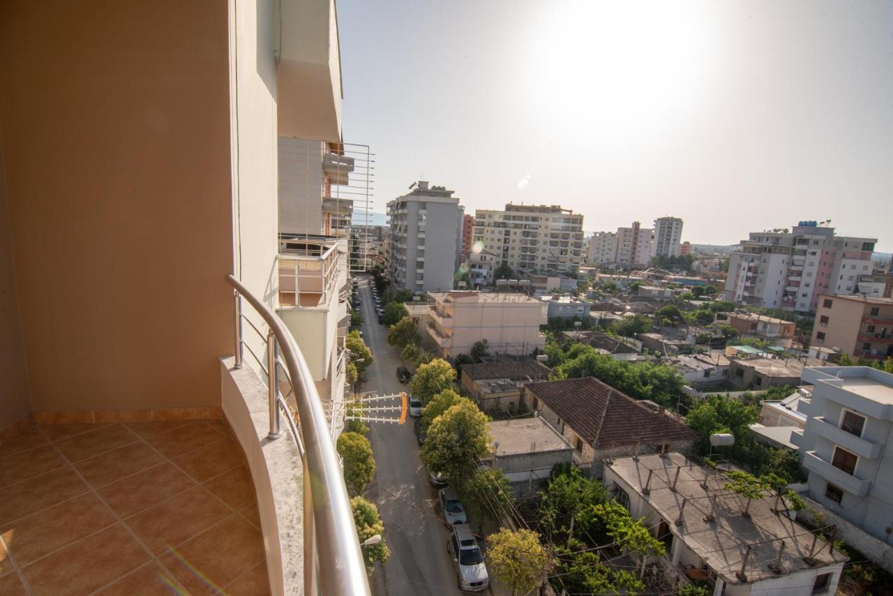 Ami Apartament Vlorë Exterior foto